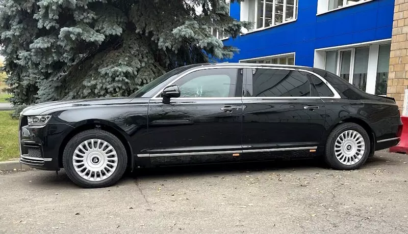 По типу Майбаха у российского Ауруса появился новый вариант кузова