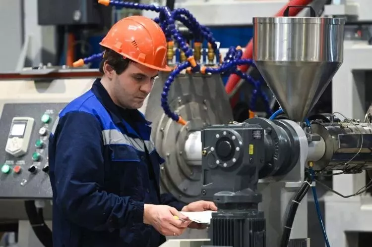 #2 для новости «химическая промышленность: Тюменский завод открыл производство новых полимерных труб для нефтяной отрасли»