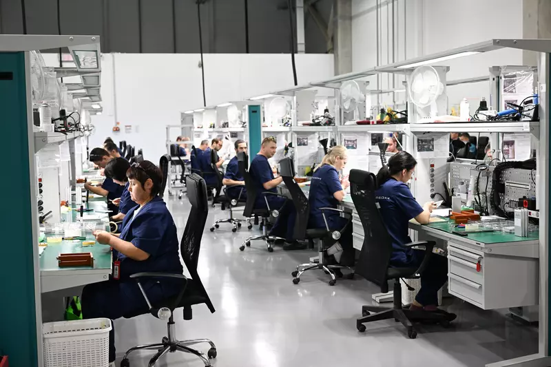 Изображение #4 для новости «Иннополис: В Татарстане открылся завод по выпуску литий ионных аккумуляторных батарей»