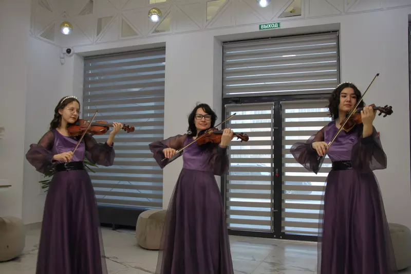 Иллюстрация №2 для статьи «Республика Татарстан: В Азнакаеве Республики Татарстан открылось новое здание ЗАГСа»