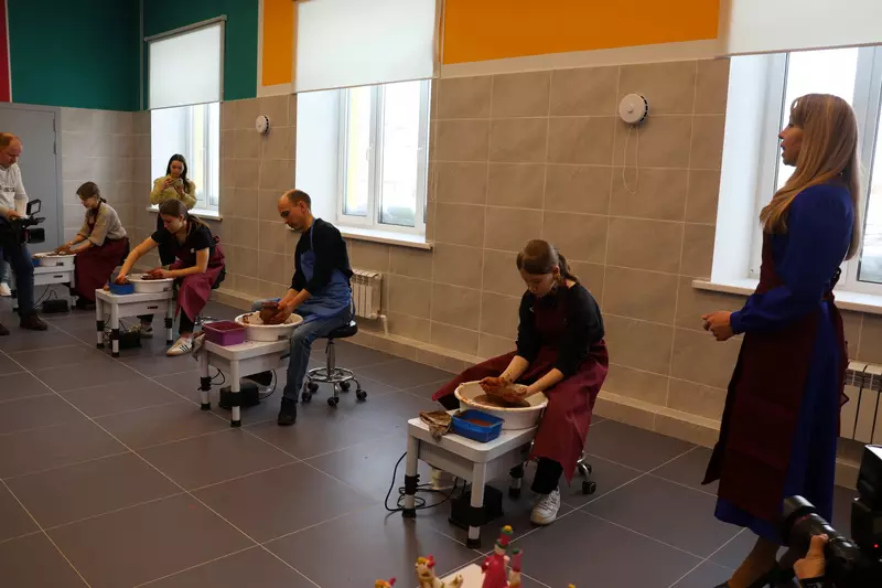 Картинка №7 для статьи «В Буинском районе Республики Татарстан открыли детскую школу искусств»