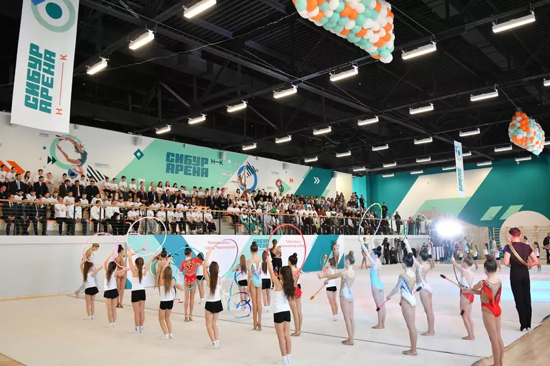 Фото №5 для «В Нижнекамске прошло открытие многофункционального спортивного центра СИБУР Арена НК»
