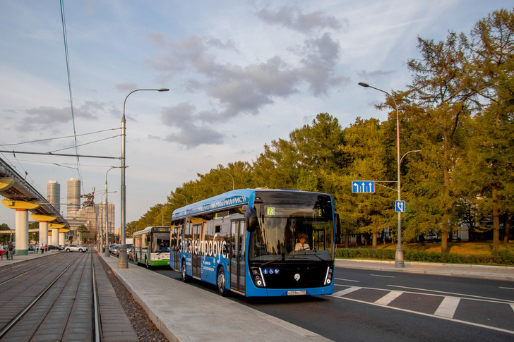 Электробус на 73-м маршруте. Фото: А. Рябицева