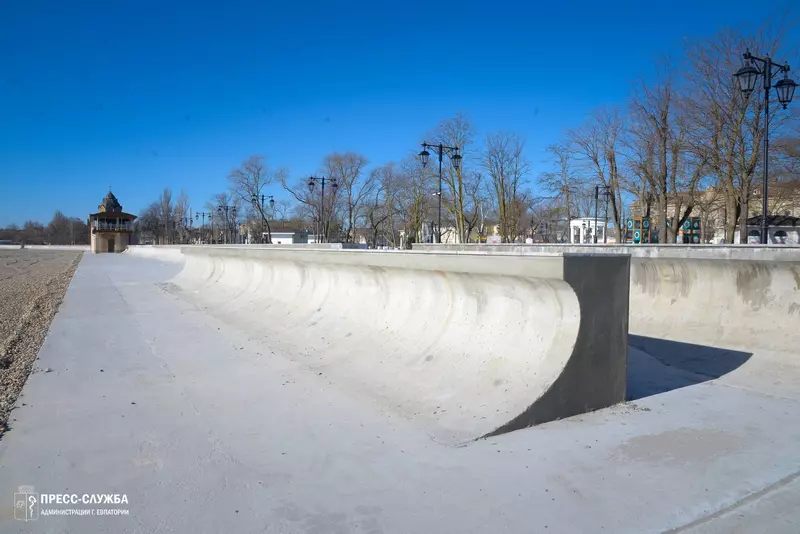 Картинка #8 для новости «В Евпатории открыли обновлённую набережную имени Терешковой»