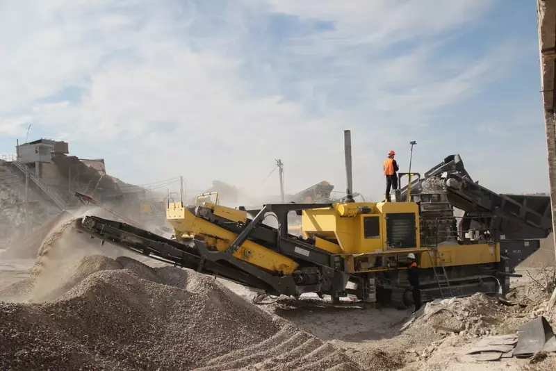 Иллюстрация 2 для «производство стройматериалов: В ДНР восстановлено и наращивает мощности предприятие по добыче гранита»