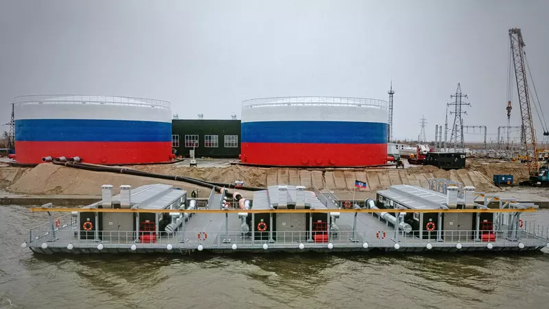 Запущена плавучая насосная станция водовода река Дон Северский Донец Донбасс