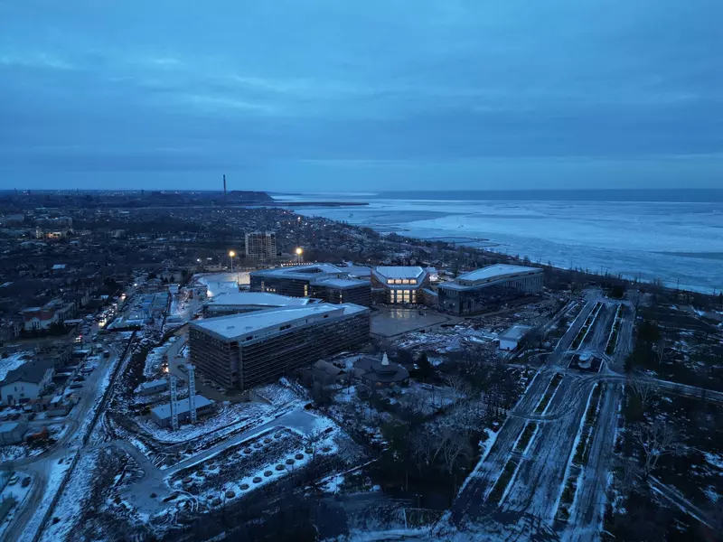 Ход строительства Нахимовского военно морского училища на 560 мест в Мариуполе