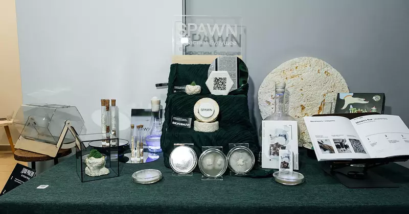 Изображение №1 для новости «Производство: В Санкт Петербурге запустили серийное производство мебели и материалов из грибов и вторсырья»