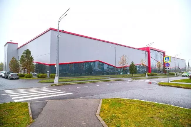 1 для поста «: »