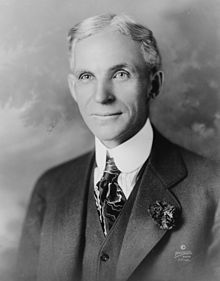 http://upload.wikimedia.org/wikipedia/commons/thumb/1/18/Henry_ford_1919.jpg/220px-Henry_ford_1919.jpg