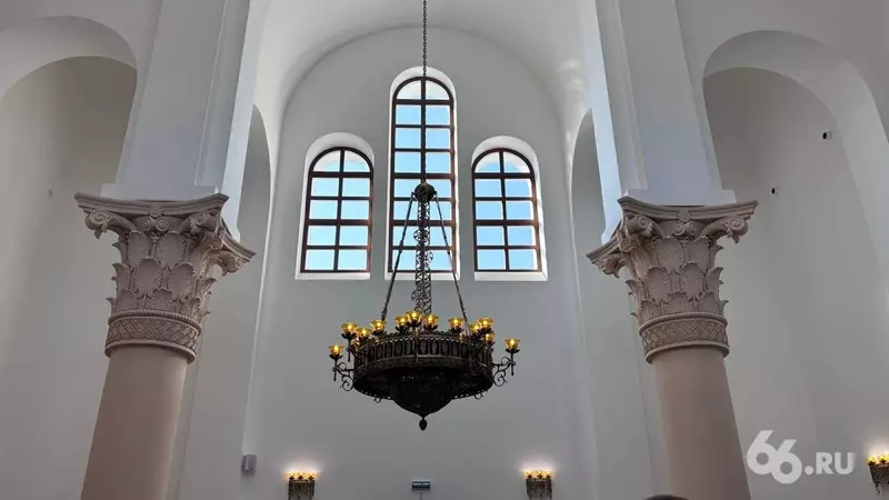 Картинка #6 для поста «Свердловская область: В Алапаевске освятили возрождённый меценатами храм Александра Невского»