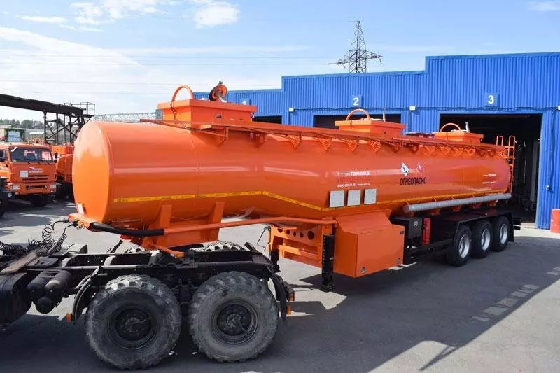 Иллюстрация №3 для поста «спецтехника: УЗСТ в 2023 году представил новые модели емкостной спецтехники»