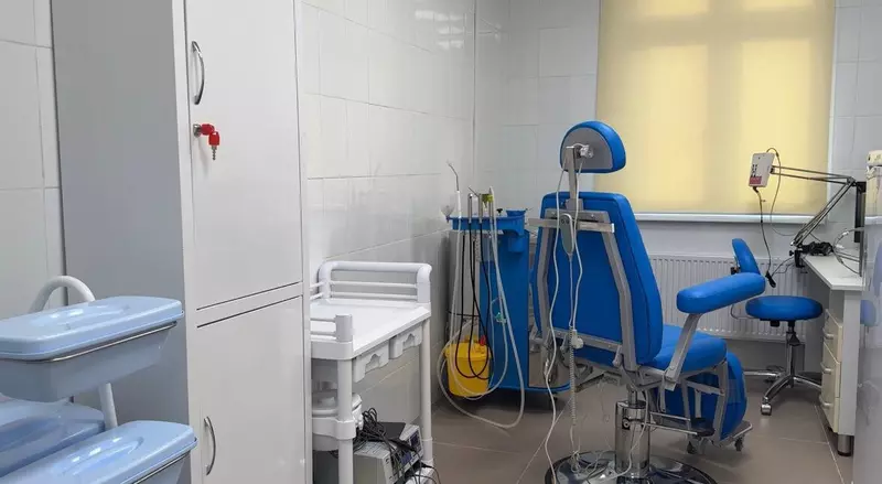 Иллюстрация №2 для публикации «новое медучреждение: Новую поликлинику на 200 посещений в смену открыли в Амге Якутии»