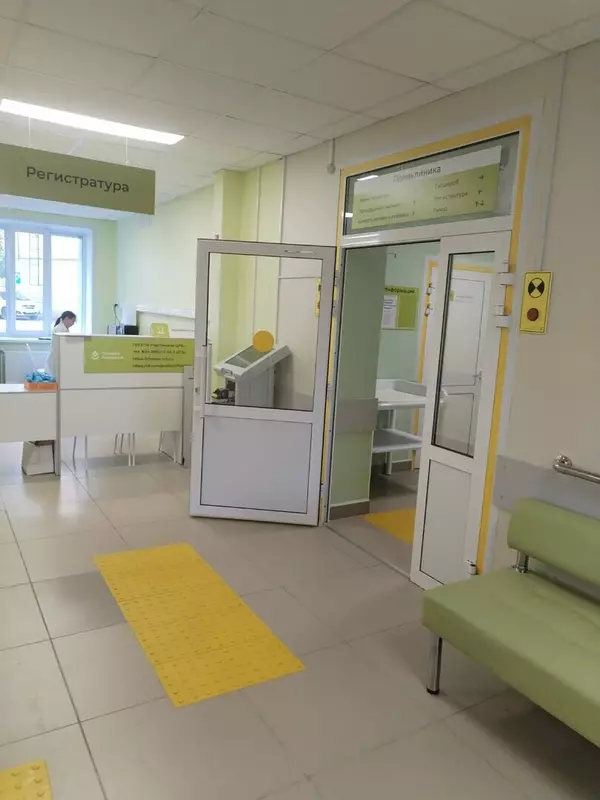 Картинка 3 для статьи «сельская жизнь: В селе Частые Пермского края после ремонта открылась обновленная поликлиника»