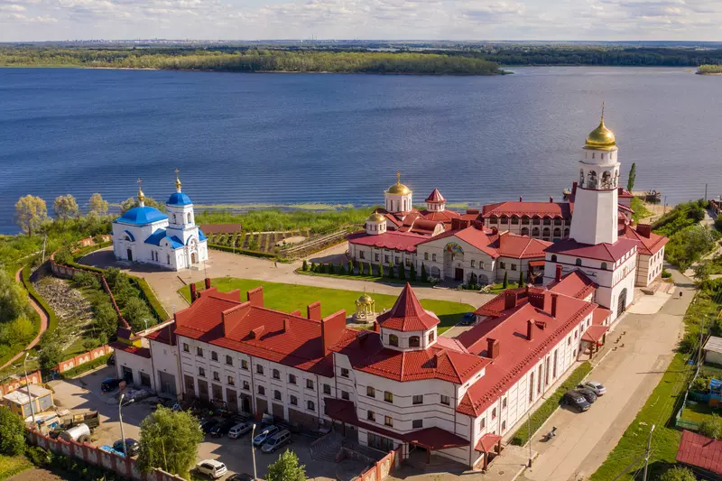 Фото #21 для публикации «Новые храмы в России»