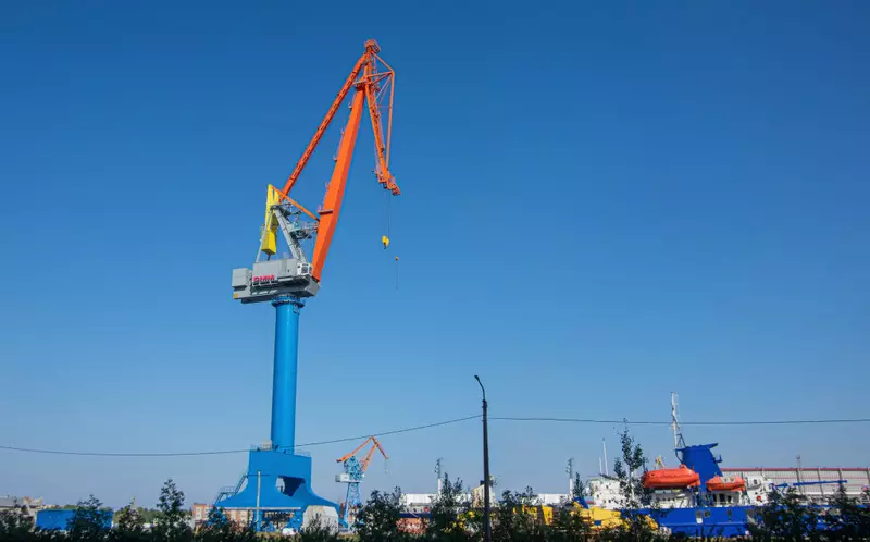 Иллюстрация #7 для публикации «Российская компания в 2025 году изготовила и поставила заказчикам новые портальные краны»