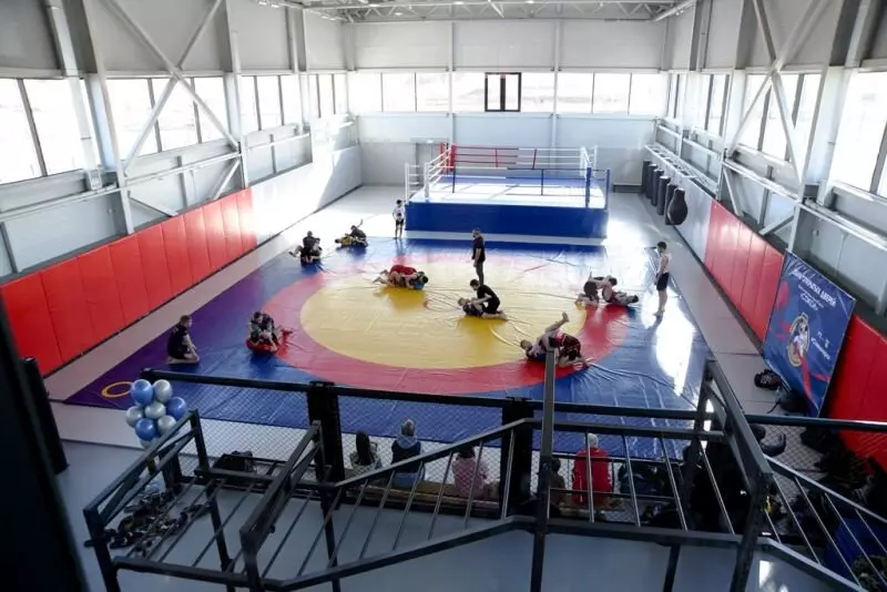 Фото #2 для «Республика Хакасия: РУСАЛ построил в Саяногорске Центр спортивных единоборств»