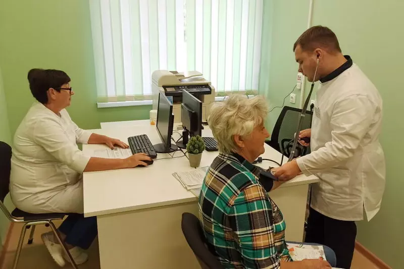 4 для новости «В Алтайском районе состоялось открытие новой поликлиники ЦРБ на 250 посещений в смену»