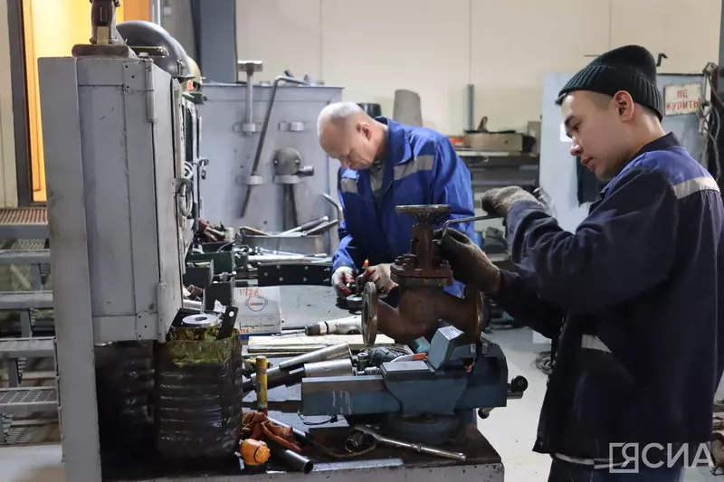 Картинка 9 для публикации «В Якутии запущен новый судокорпусный цех Ленского объединённого речного пароходства»