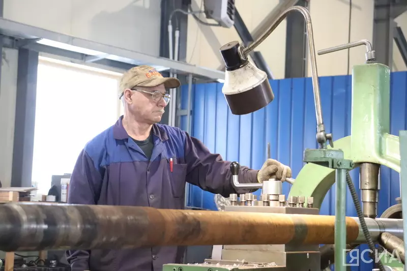 #3 для поста «В Якутии запущен новый судокорпусный цех Ленского объединённого речного пароходства»