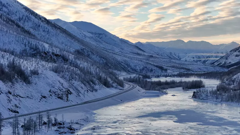 Изображение 2 для поста «Якутия: В Якутии после реконструкции открыли один из самых опасных участков дороги Заячья Петля»
