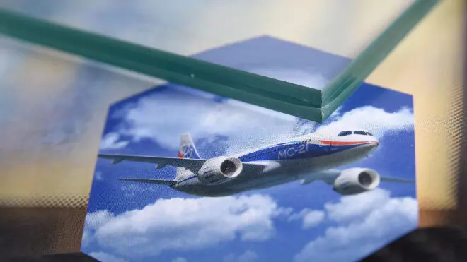 Калужское ОНПП Технология приступило к серийному выпуску остекления для МС 21