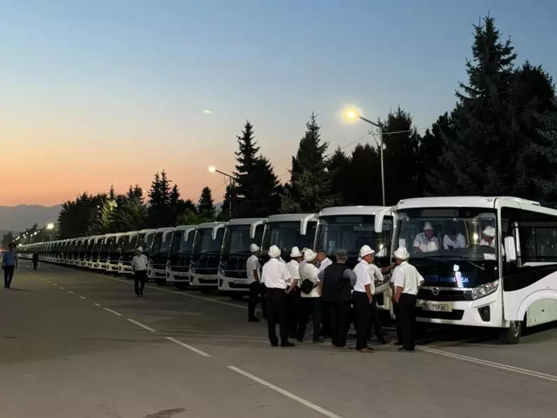 СТТ поставили 63 автобуса Вектор для обновления транспортной системы Каракола
