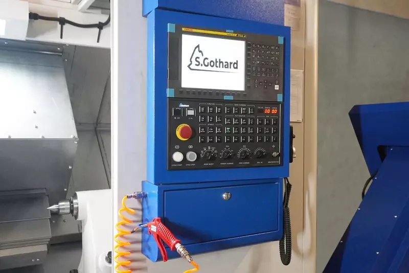 Современный токарный обрабатывающий центр по металлу Gothard SGT-LC2554M.jpg