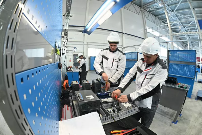 Иллюстрация #3 для поста «ЧКПЗ: Цех по производству промышленных роботов открылся в Челябинске»