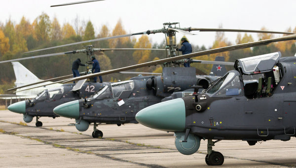 Вертолеты Ка-52 Аллигатор. Архивное фото