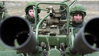 Зенитная артиллерийская установка ПВО РФ на учениях. Архивное фото