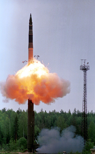 Учебно-боевой пуск ракеты "Тополь"