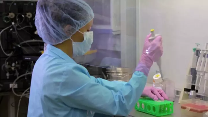 Иллюстрация №1 для публикации «Перспективные разработки: Центр имени Гамалеи создает банк вакцинных консервов»