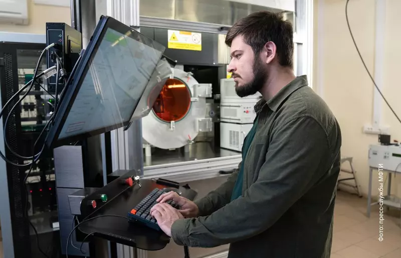 Фото №2 для новости «перспективные разработки: Первый в мире принтер сухой аэрозольной печати создали в МФТИ»