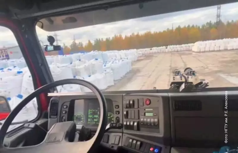 Фото #3 для публикации «изобретения: Испытания беспилотного тягача завершили в НГТУ»