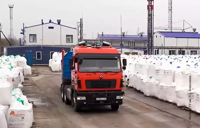 Испытания беспилотного тягача завершили в НГТУ