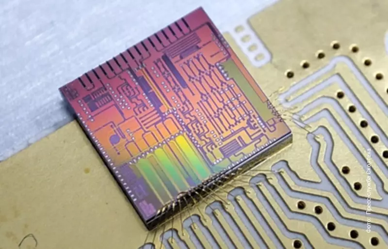 Стартап Сколтеха впервые в России произвел и протестировал фотонные чипы для телекоммуникаций