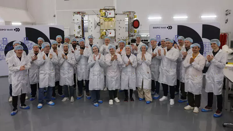 Фото #1 для новости «Космонавтика: 16 спутников российской системы Рассвет выведены на орбиту»