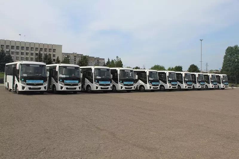 Новые 10 автобусов вышли на маршруты в Алчевске ЛНР