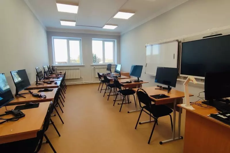 Фото #2 для публикации «новая школа: В поселке Заречный Якутии состоялось открытие новой школы на 60 мест»