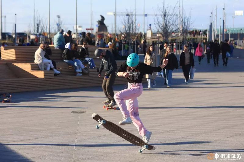 Фото 3 для публикации «Общество: В Санкт Петербурге открыта новая набережная»