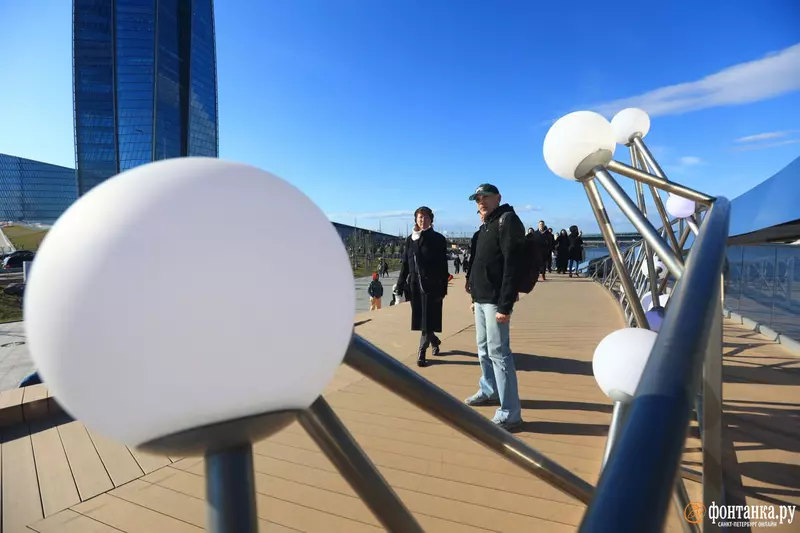 Картинка #6 для статьи «В Санкт Петербурге открыта новая набережная»