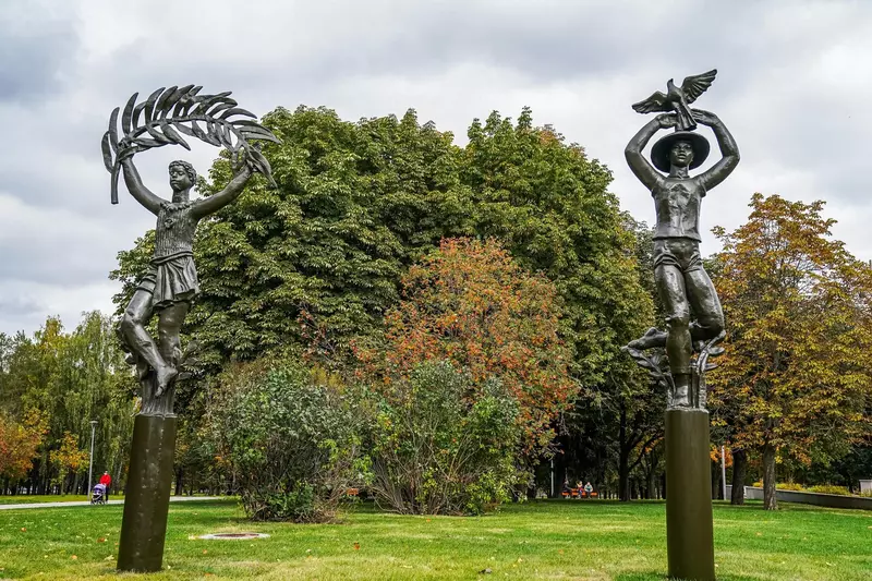 Иллюстрация #3 для «Москва: В Москве завершили благоустройство Парка имени 40 летия ВЛКСМ»