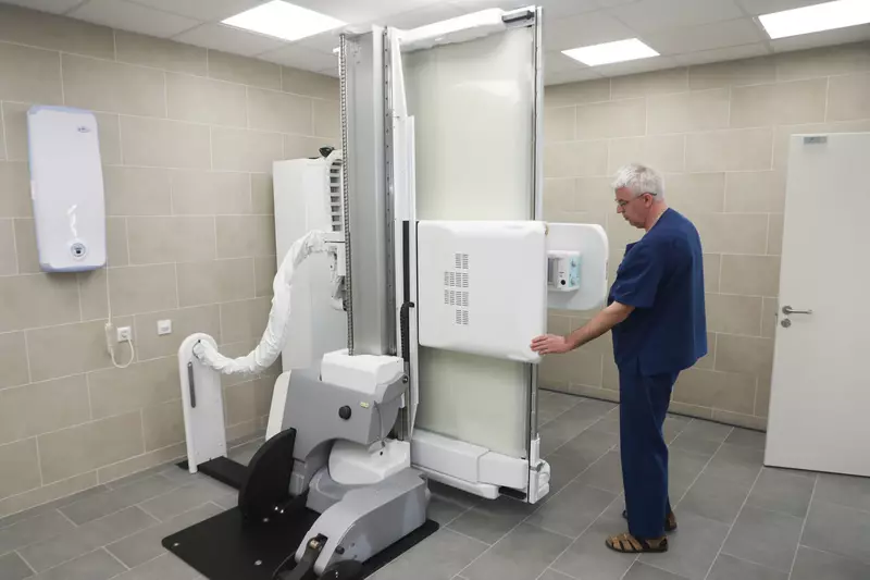 Фото #2 для «Санкт-Петербург: В Песочном открылся новый амбулаторно поликлинический корпус Онкоцентра имени Н»