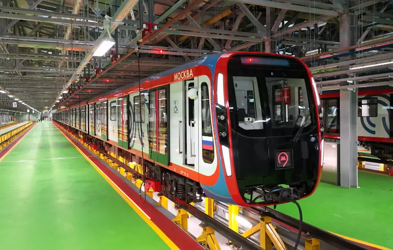 #2 для «спецтехника и логистика: Открыто электродепо Нижегородское для БКЛ московского метро»