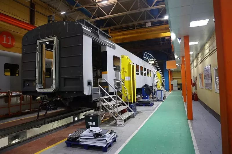 Иллюстрация №18 для поста «Что сделали с новой электричкой ЭП2ДМ»