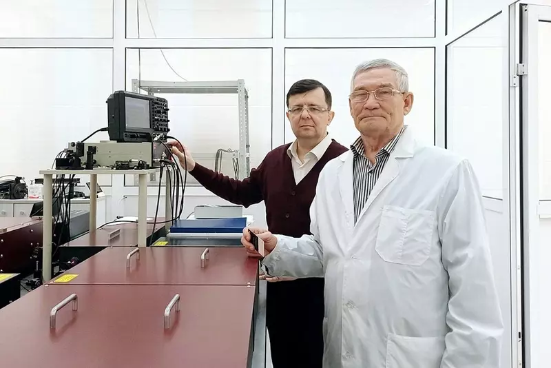 #1 для статьи «Наука: Томские ученые создали первый в мире белый лазер»