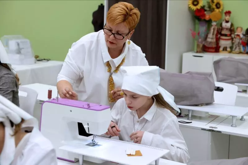 Фото #11 для новости «В Новой Москве открыто новое здание школы 2122»