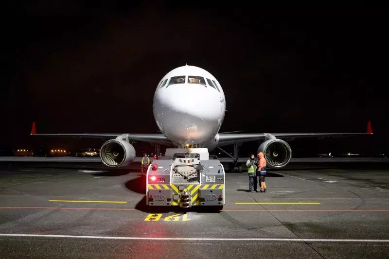 Фото #2 для публикации «Ту-214: Самолёт Ту 214 получил свидетельство об одобрении главного изменения типовой конструкции»