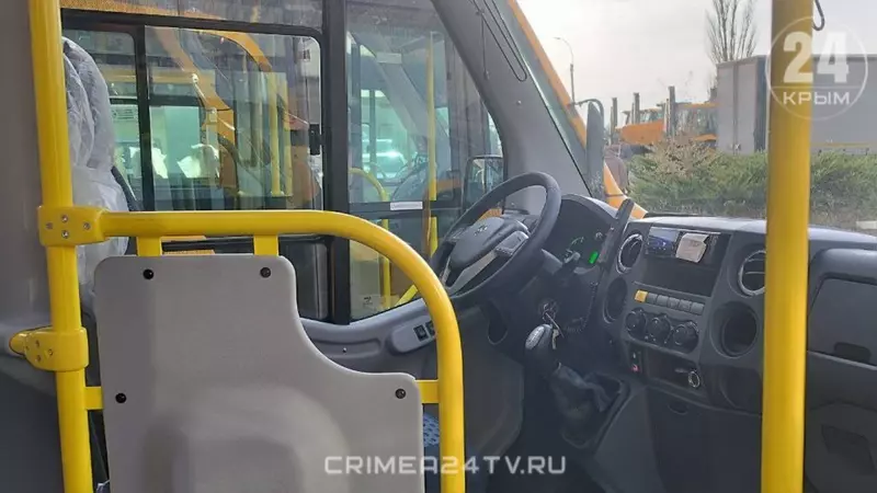 Фото №3 для поста «Крым: Крымские школы получили 28 автобусов»